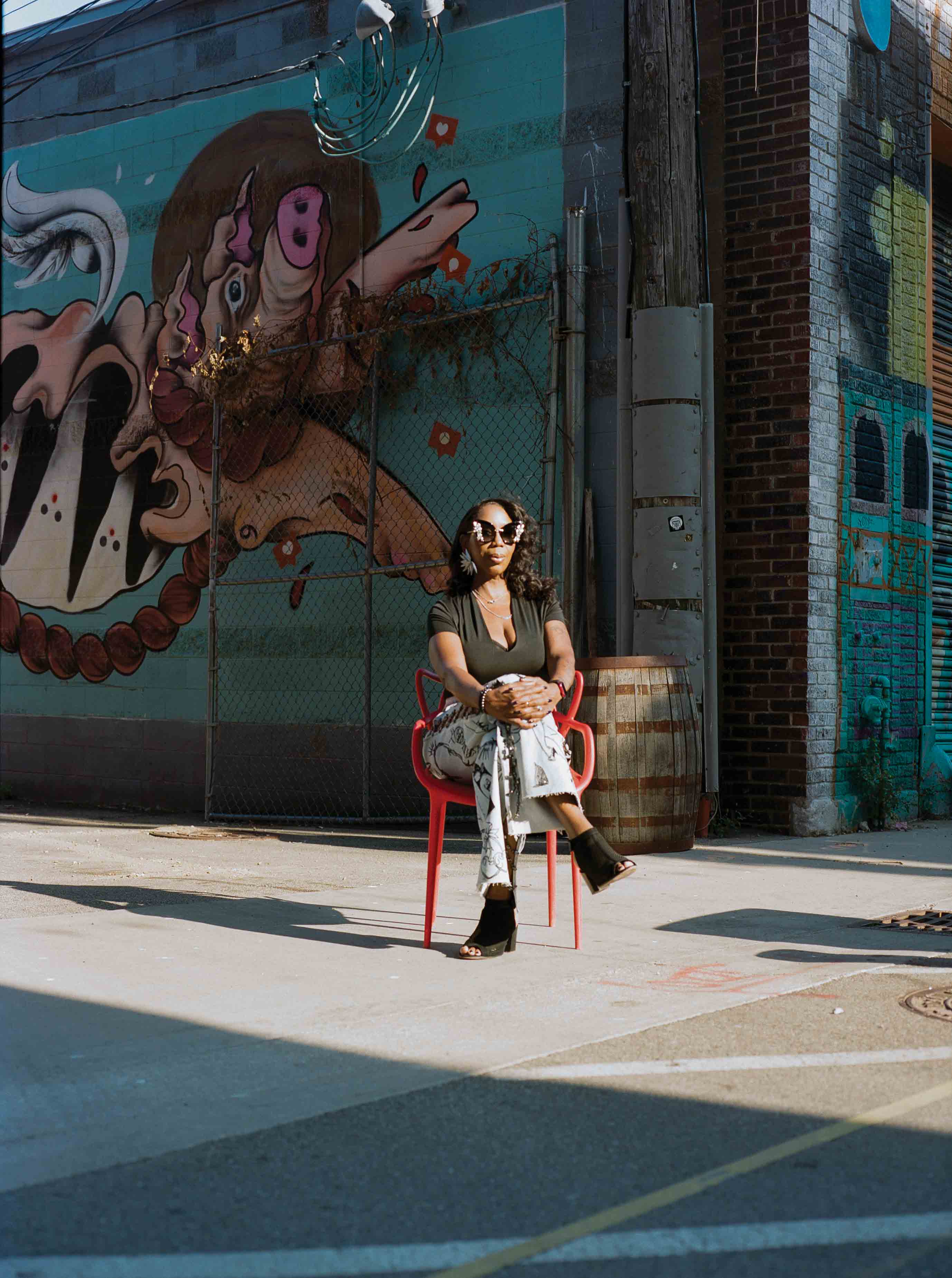 DJ Minx | Hand In Hand, We Heave Headfirst Into The Twilight Zone